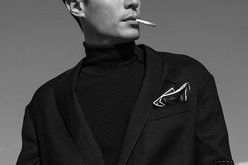 抽烟的男明星